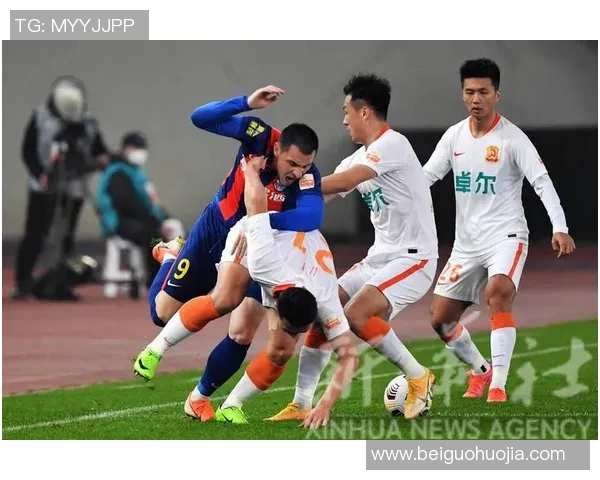 武汉足球队与成都足球队赛后分析：战术意识与表现的深度剖析