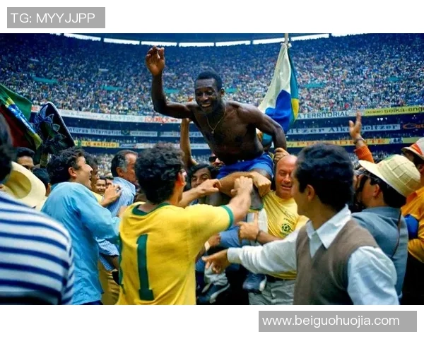 足球明星高清分档图片展示让你一睹球场传奇风采与精彩瞬间